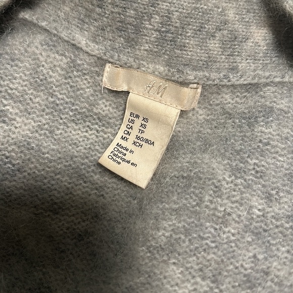 H&M wool cardigan - Picture 2 of 2